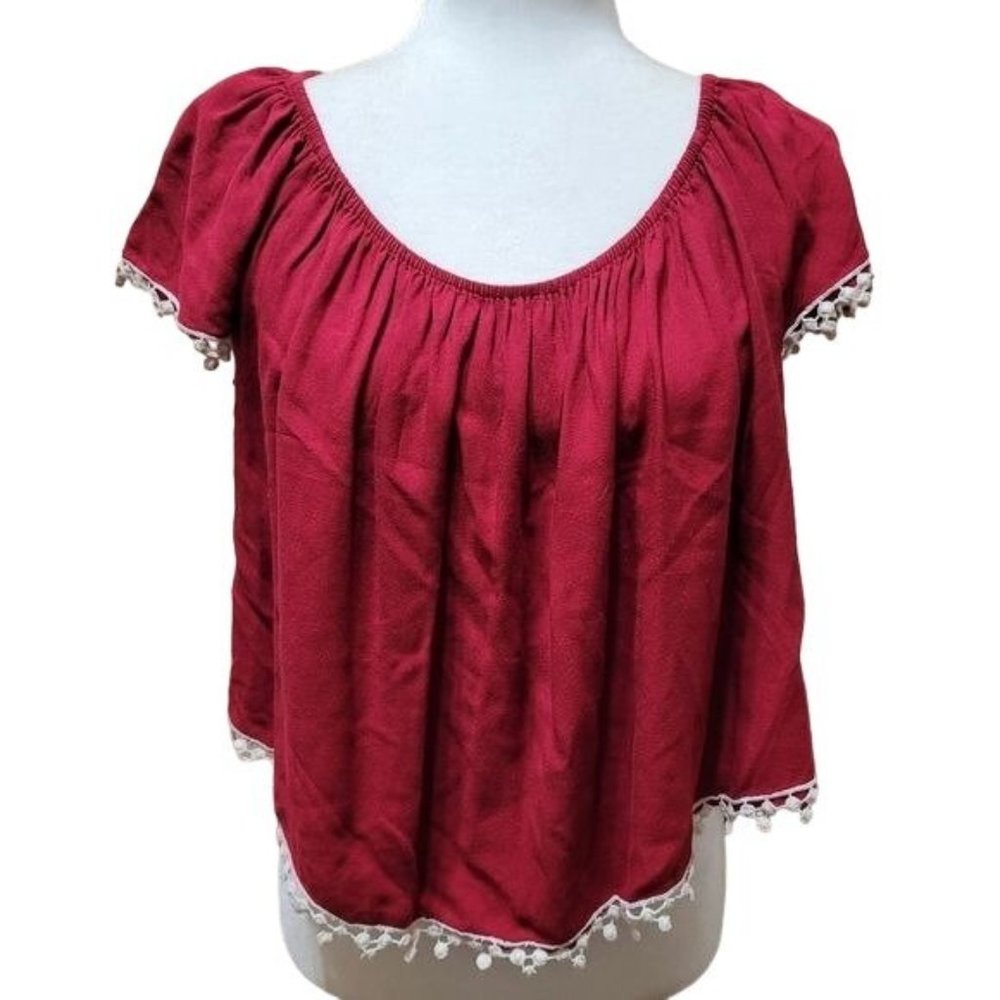 Arizona Women Size Medium Cropped Boho Festival Top Maroon Crochet Pom Pom Trim - Picture 1 of 6